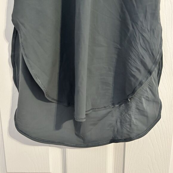 Lululemon Twist Back Tank Top Slate Blue Gray Size 4 Activewear Open Side Sporty - Picture 3 of 8